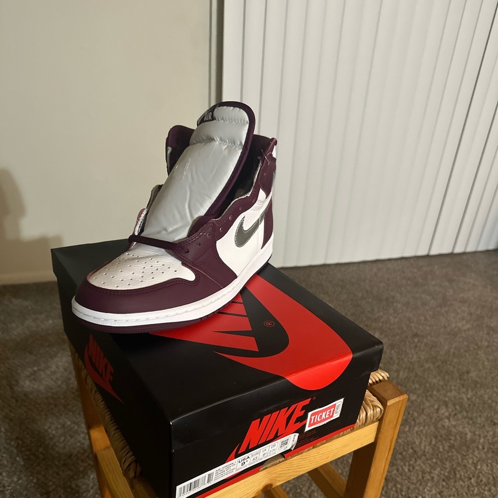 Bordeaux air Jordan 1